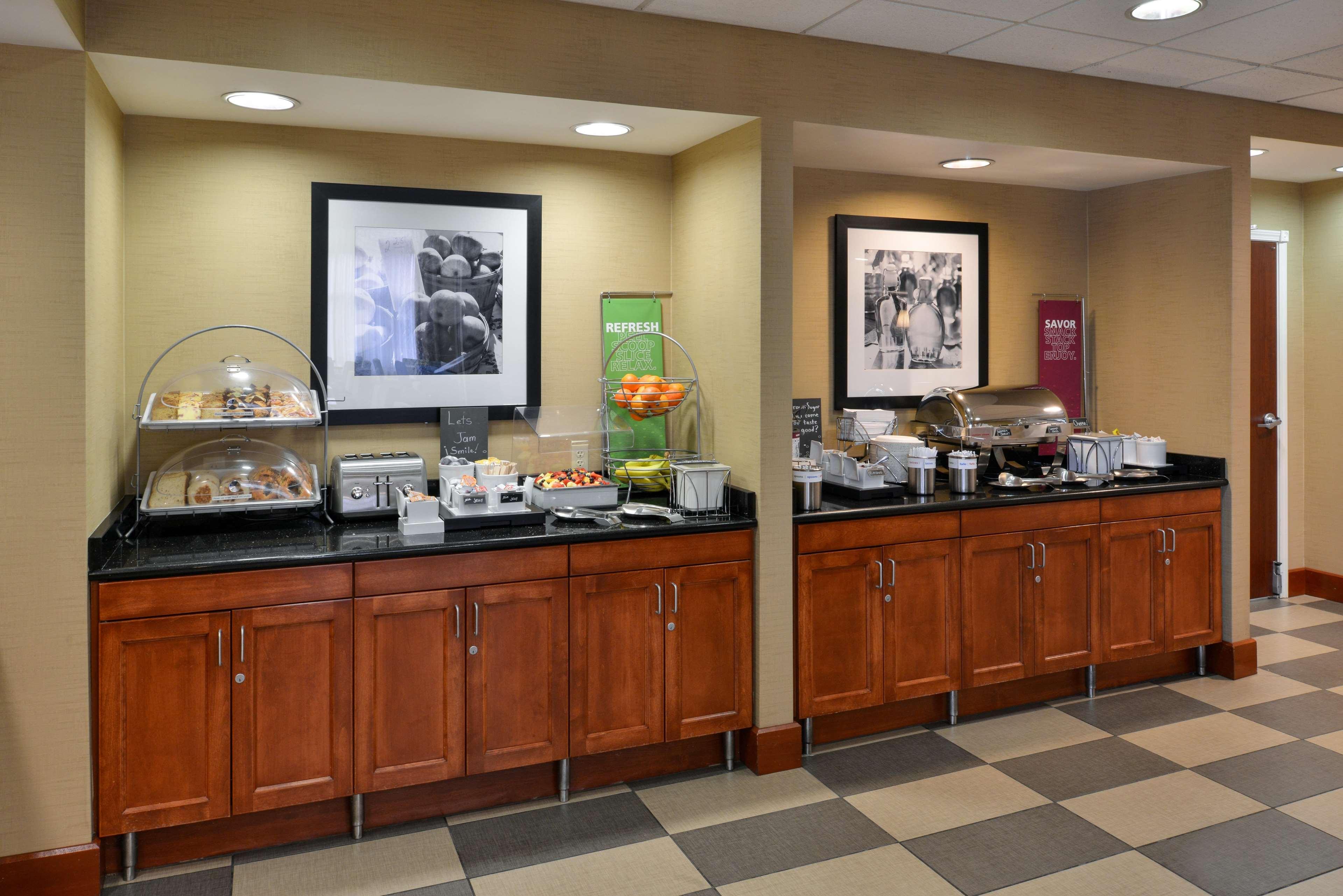 Hampton Inn & Suites Tacoma Kültér fotó